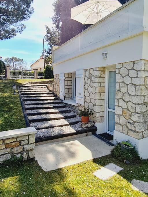 Les Ecureuils Du Parc A 400 M De La Plage Holiday home